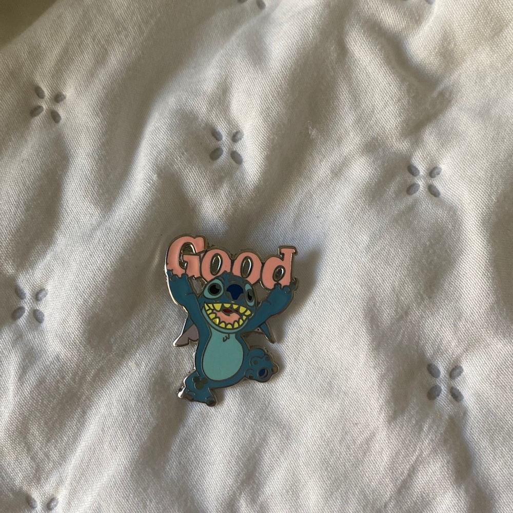 Stitch Disney trading pin